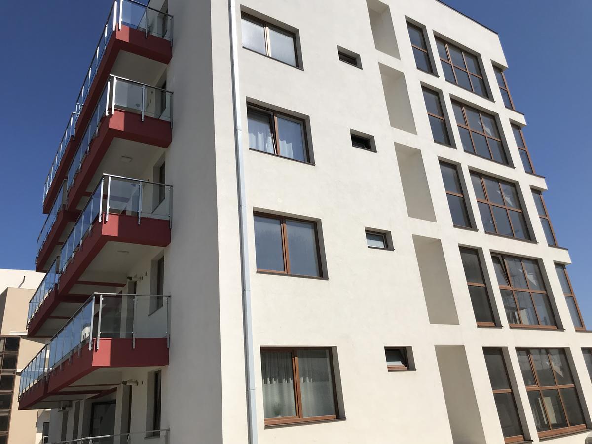 London Lägenhet Năvodari Exteriör bild
